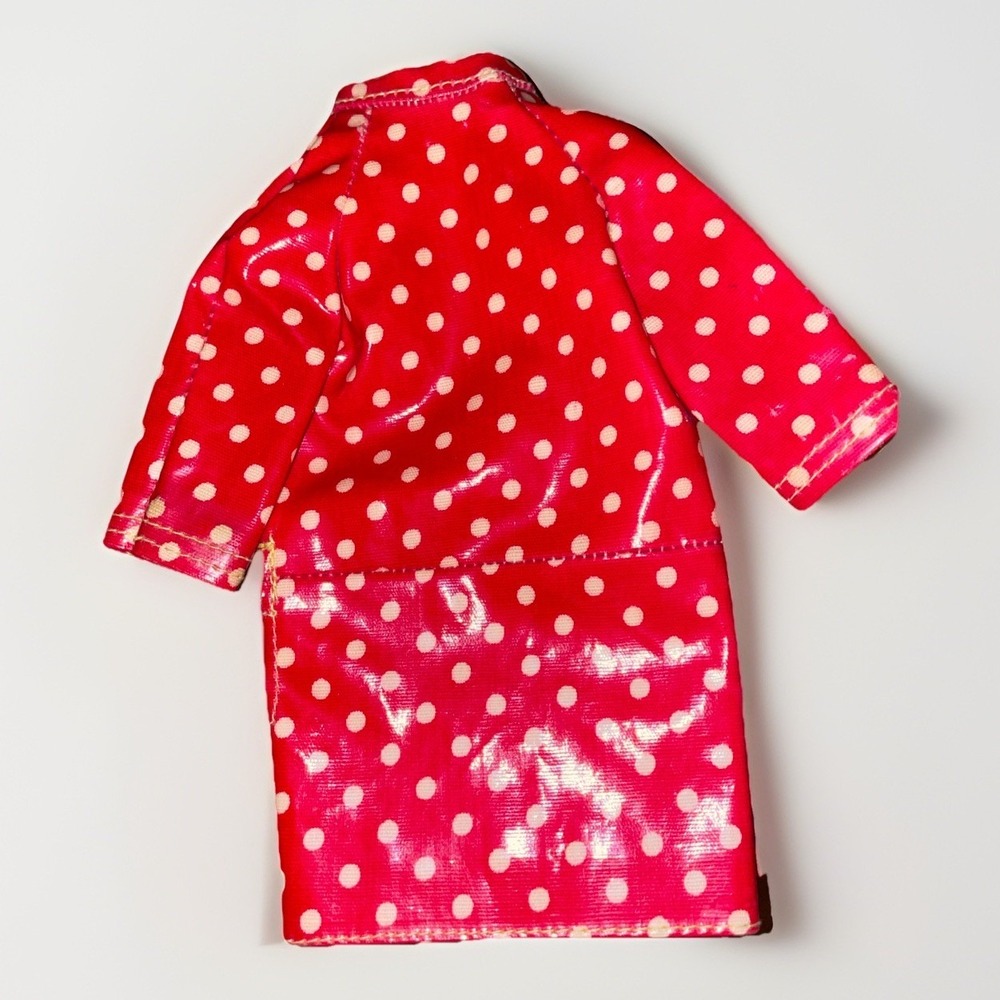 Vintage Barbie Francie Polka Dots n Raindrops #1255 Red Vinyl Raincoat Francie - Picture 4 of 4